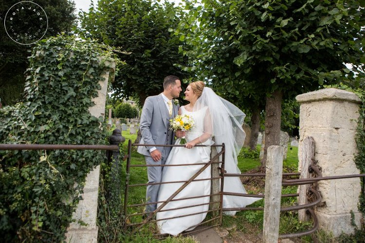 View More: http://royajade.pass.us/emilysamwedding